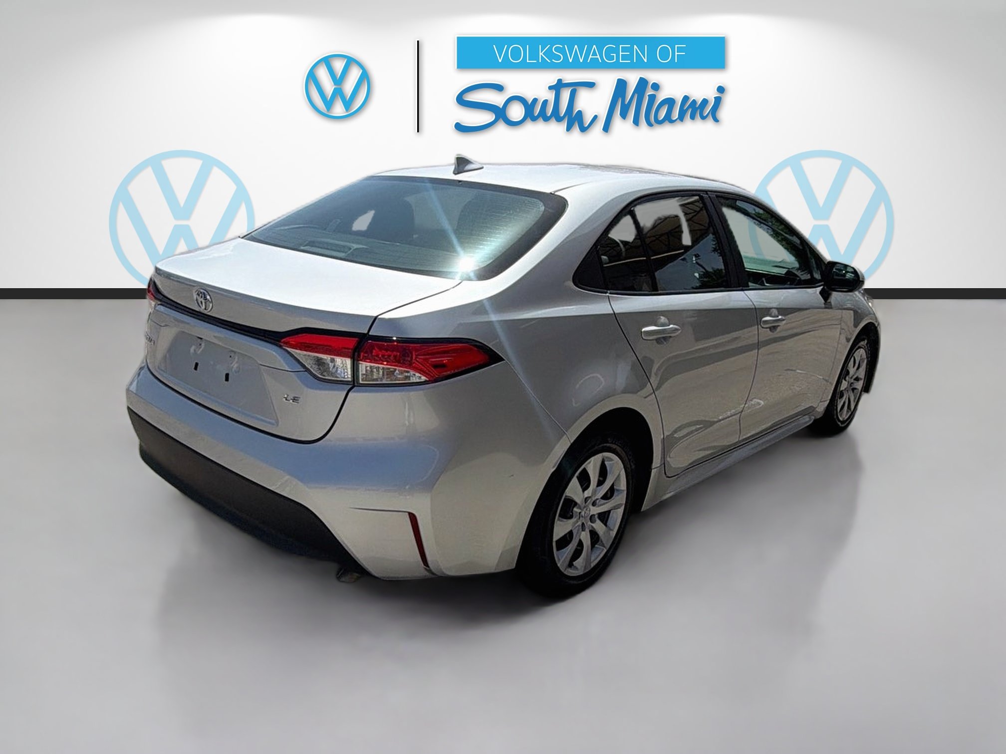 Used 2023 Toyota Corolla LE FWD image 7