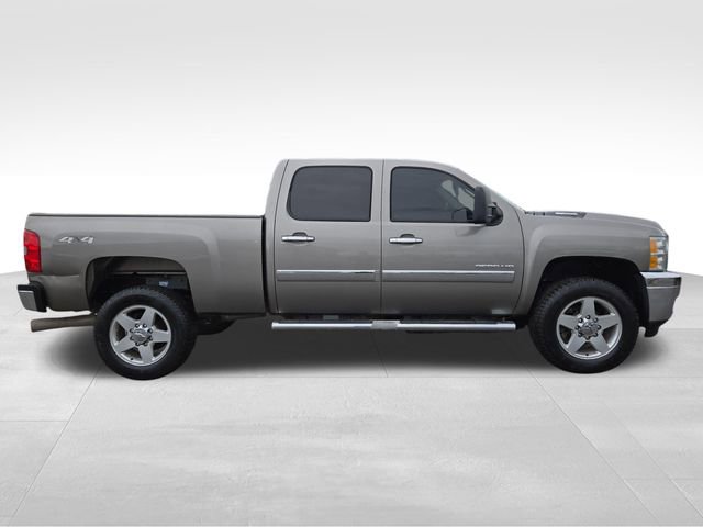 Used 2013 Chevrolet Silverado 2500 LT w/ Custom Sport Truck Package image 13