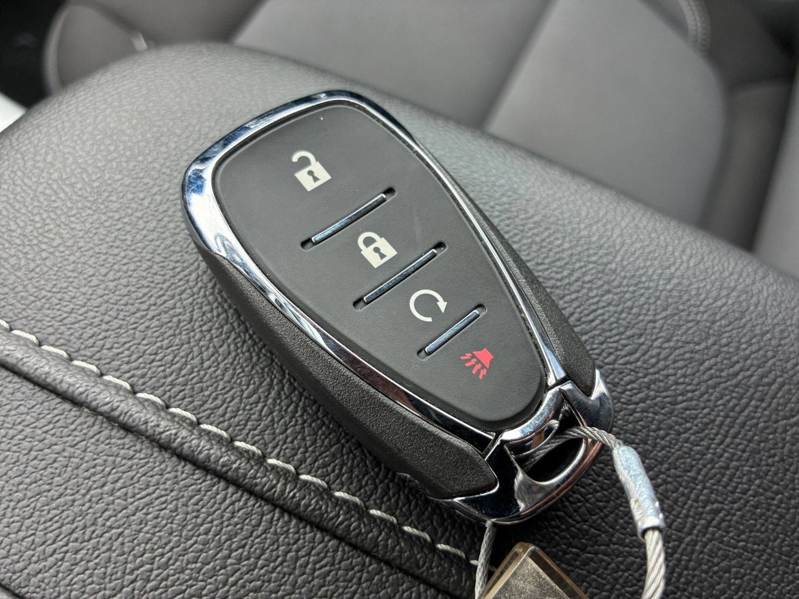 Used 2026 Chevrolet Blazer LT FWD image 25