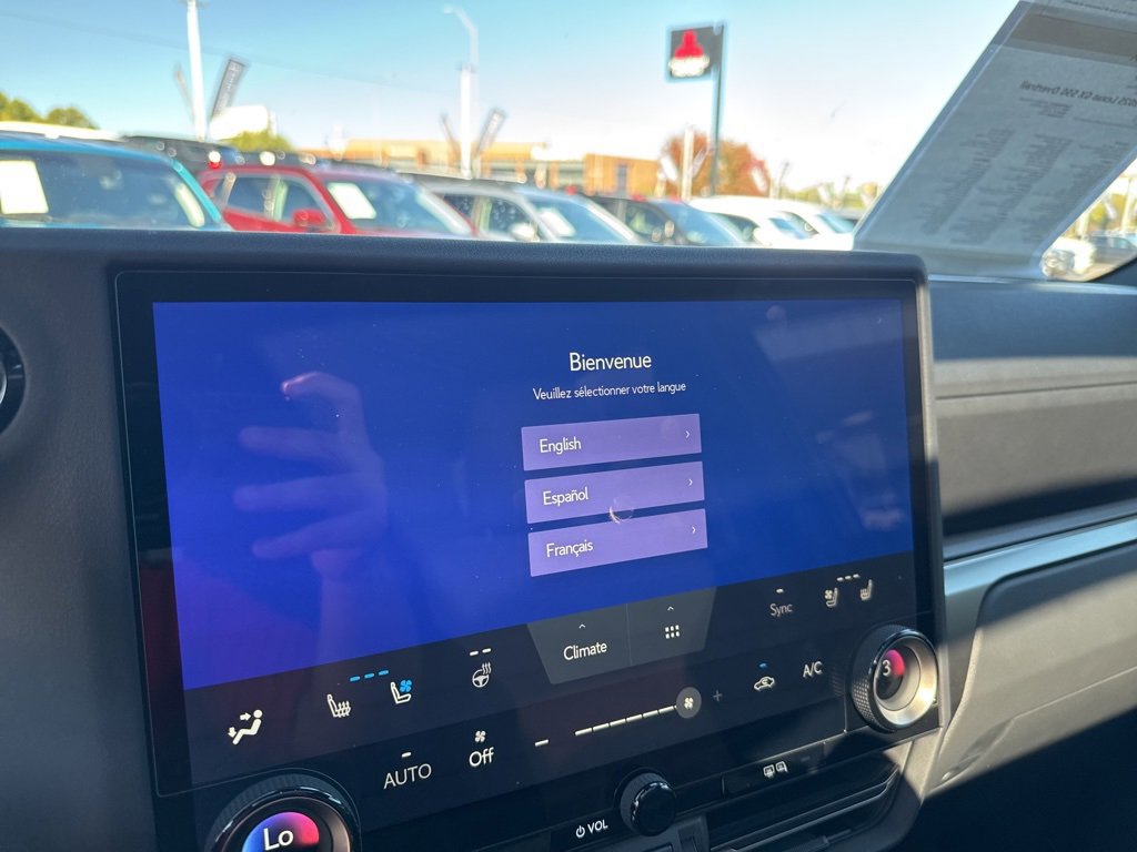 Used 2025 Lexus GX 550 image 29