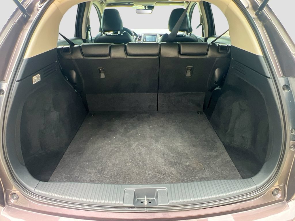 Used 2020 Honda HR-V Touring image 27