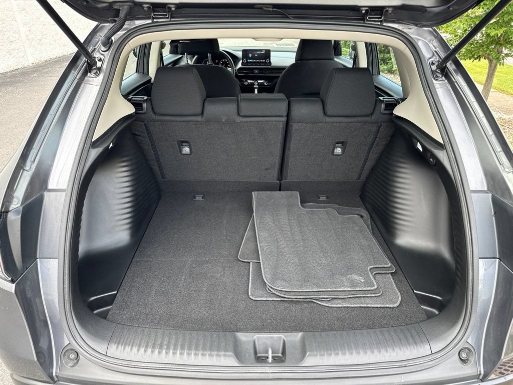 Certified 2024 Honda HR-V LX image 17