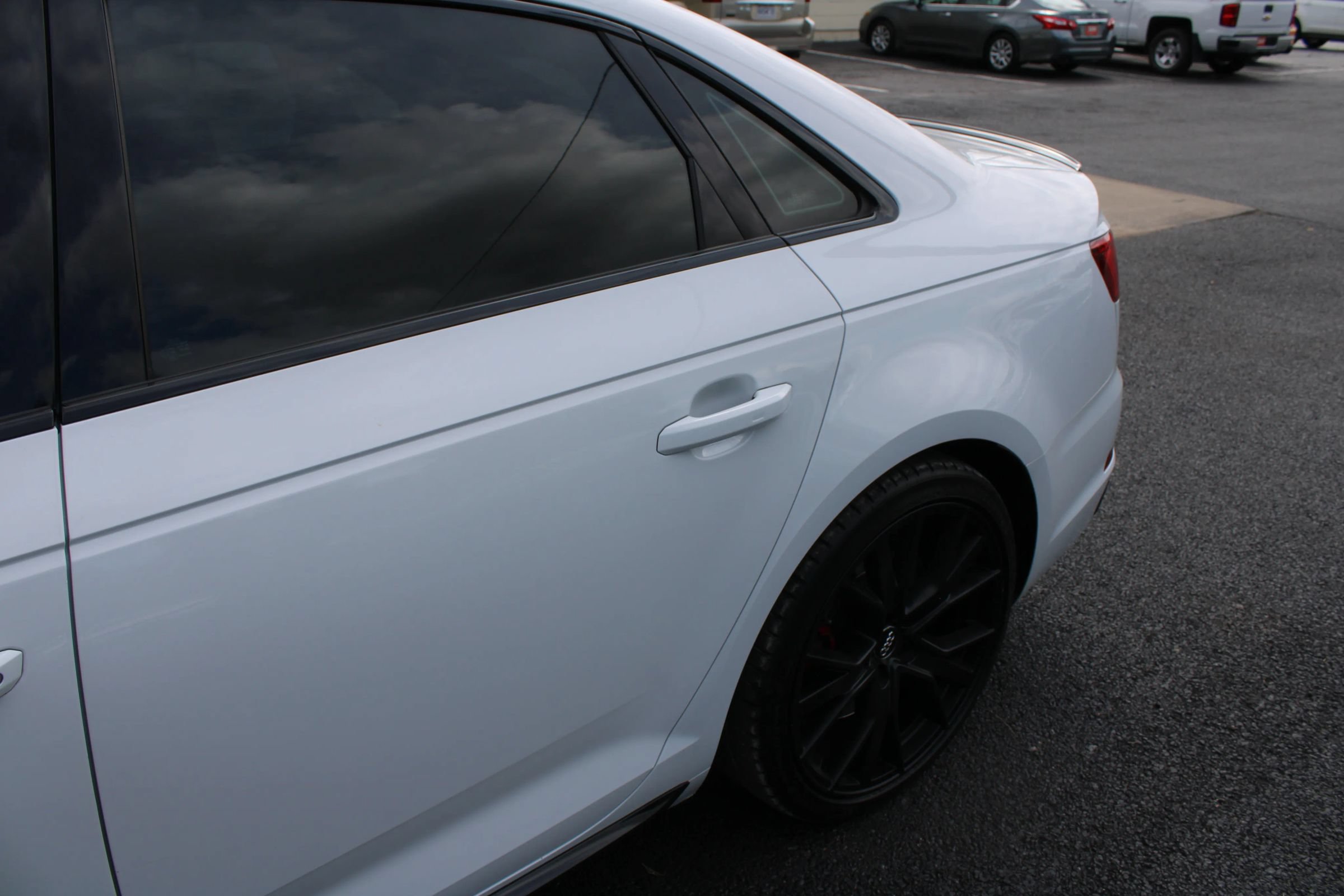 Used 2019 Audi A4 2.0T Prestige AWD/4WD image 4