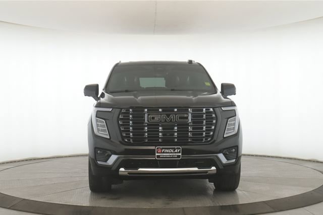 Used 2025 GMC Yukon Denali Ultimate AWD/4WD image 12