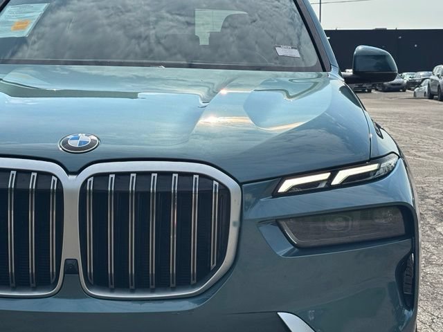 Used 2026 BMW X7 xDrive40i AWD/4WD image 10