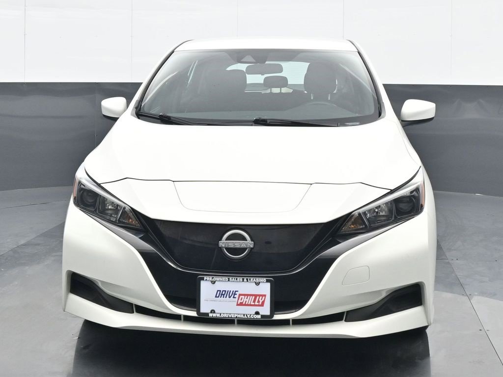 Used 2023 Nissan Leaf S image 1
