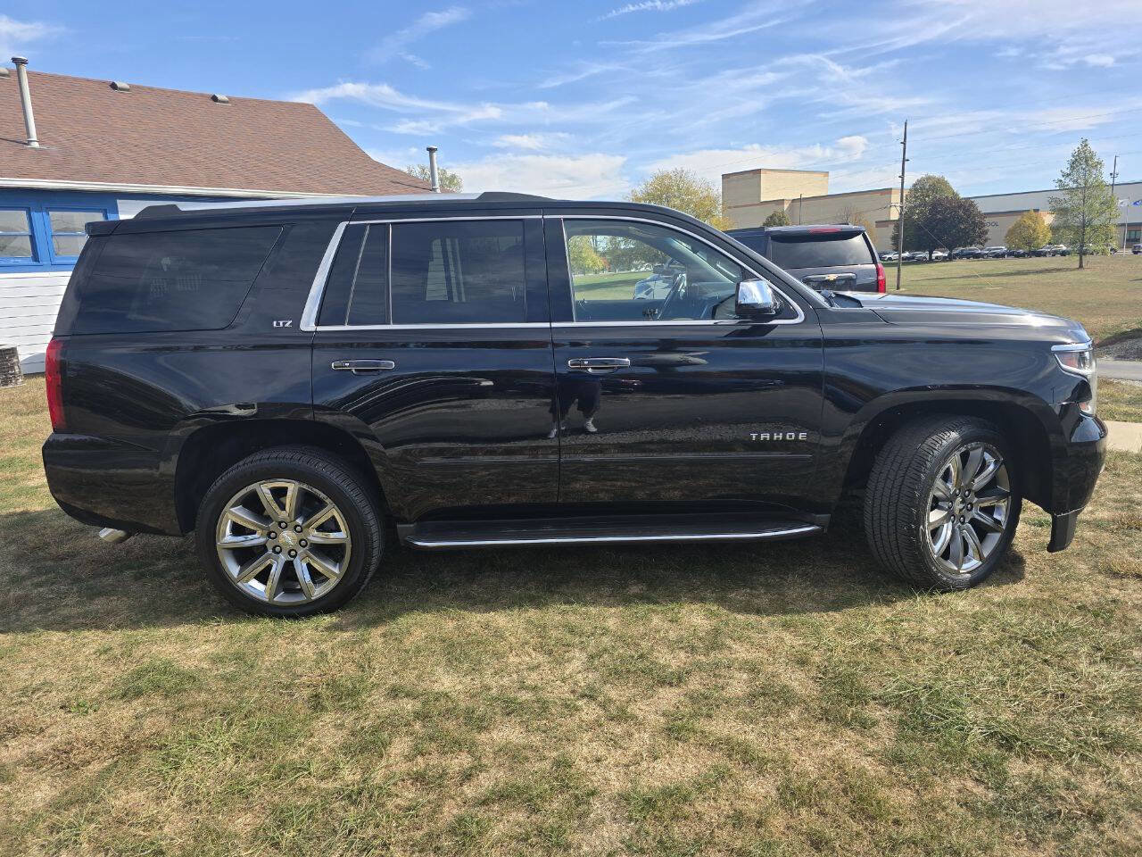 Used 2015 Chevrolet Tahoe LTZ image 3
