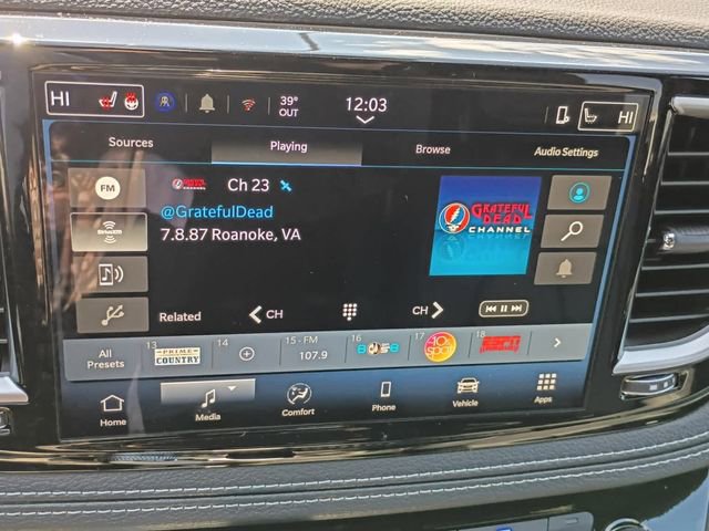 New 2026 Chrysler Pacifica Select FWD image 20