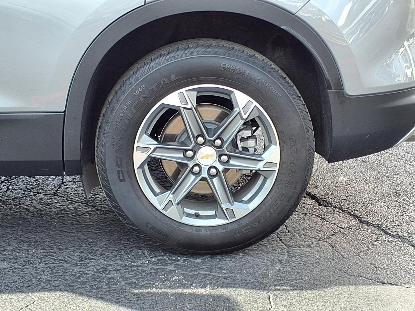Used 2025 Chevrolet Blazer LT AWD/4WD image 10