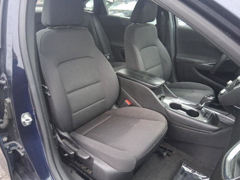 Used 2018 Chevrolet Malibu LT FWD image 20