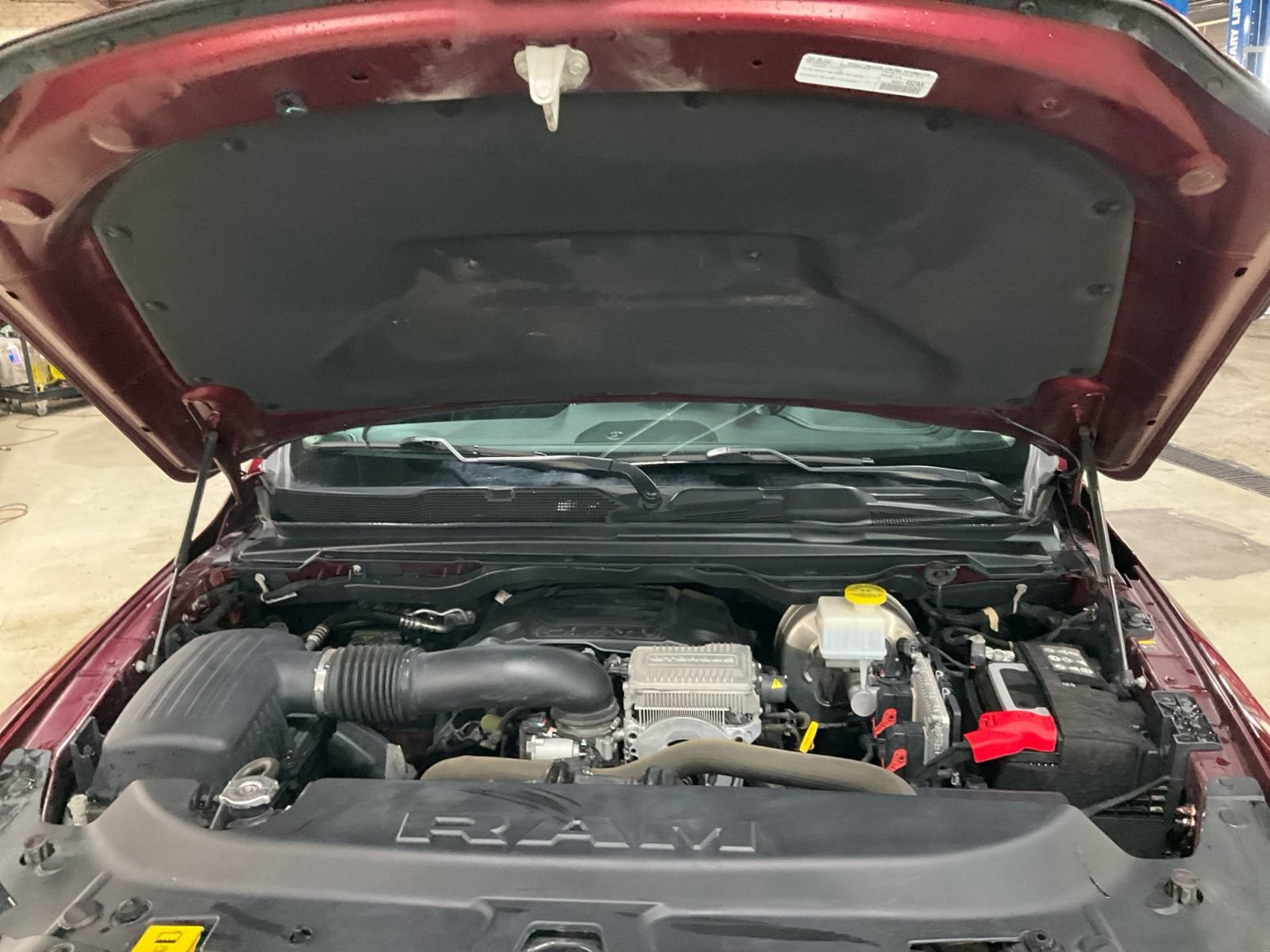 Used 2022 RAM 1500 Laramie AWD/4WD image 33