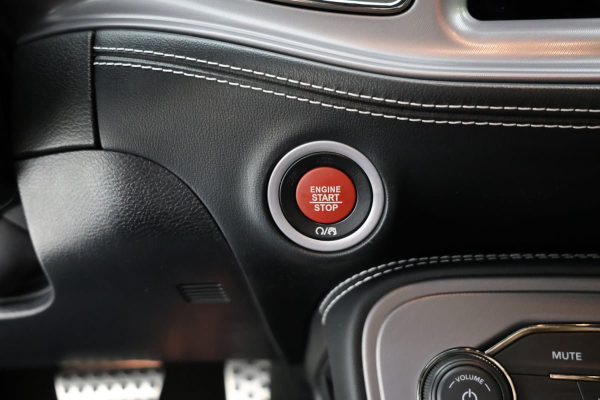 Used 2023 Dodge Challenger SRT Hellcat w/ Driver Convenience Group RWD image 17