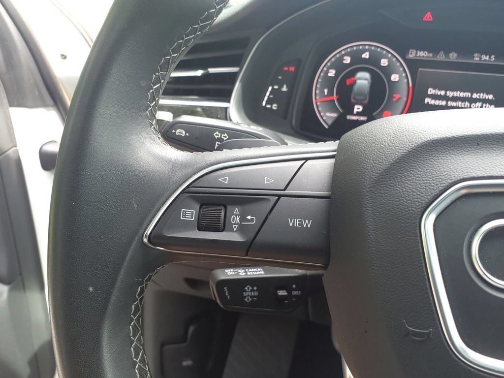 Used 2025 Audi Q7 3.0T Premium Plus AWD/4WD image 25
