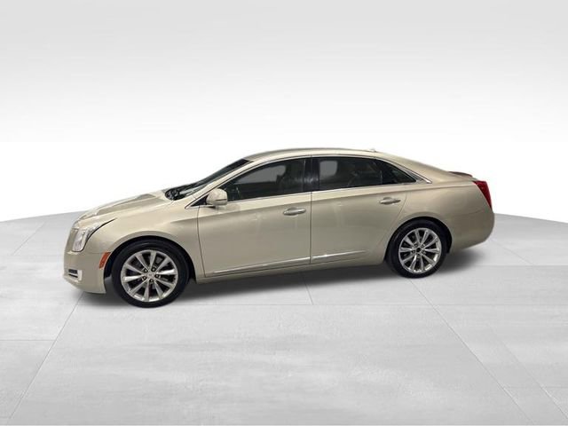 Used 2013 Cadillac XTS Luxury image 4