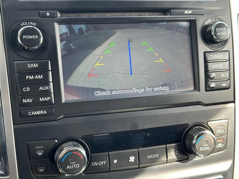 Used 2017 Nissan Titan SL w/ SL Towing Convenience Package AWD/4WD image 18