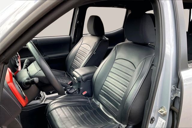 Used 2019 Toyota Tacoma SR image 15