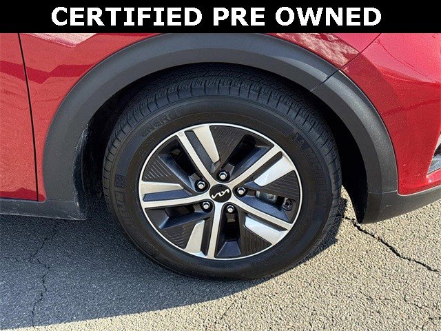 Used 2022 Kia Niro EX Premium image 7