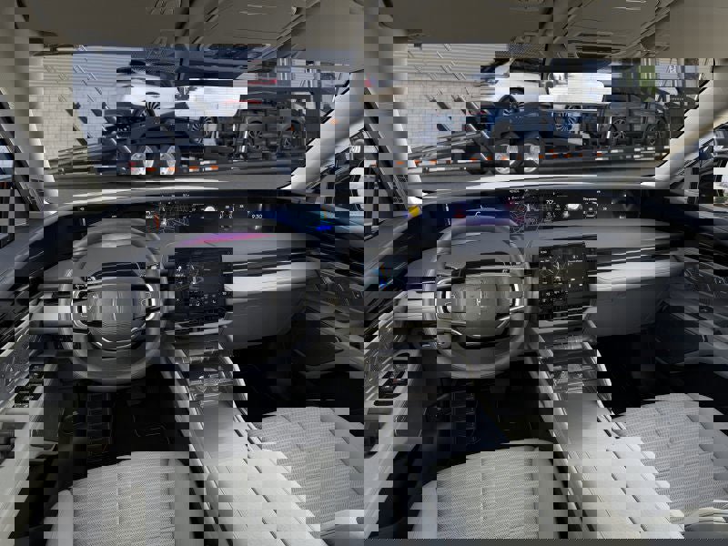 New 2026 Lincoln Nautilus Reserve image 9