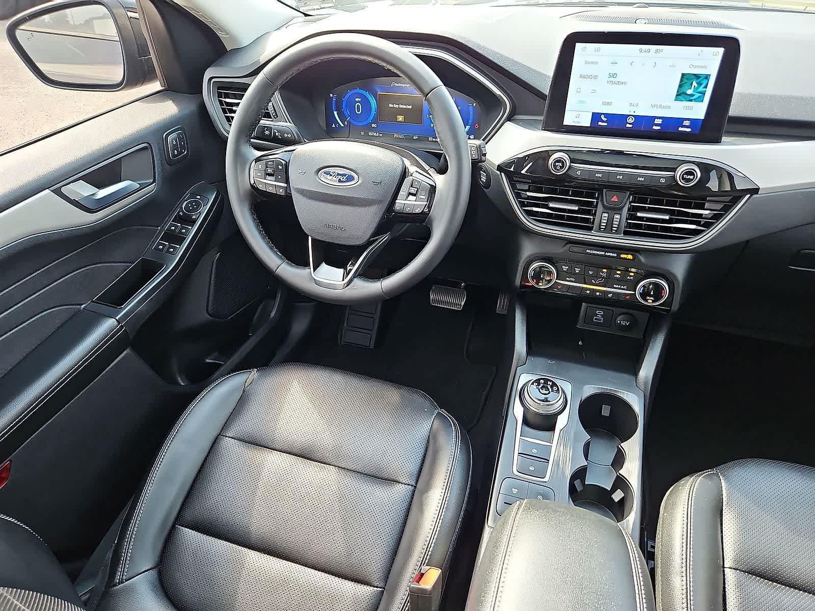 Used 2022 Ford Escape SEL w/ Technology Package FWD image 10