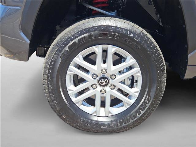 Certified 2026 Toyota Tundra SR5 AWD/4WD image 28
