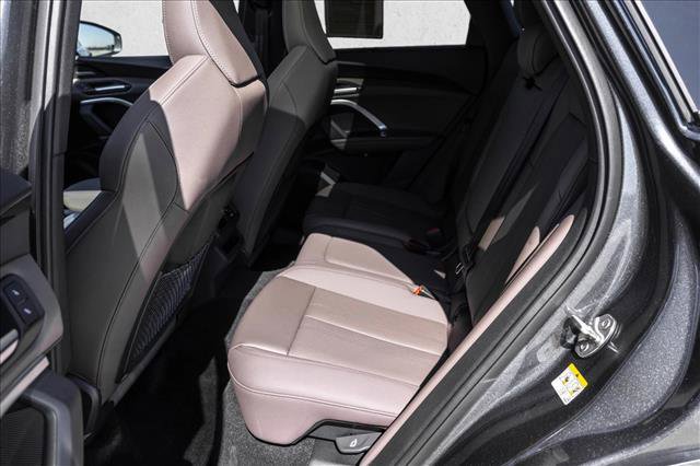 Certified 2025 Audi Q5 Premium Plus w/ Premium Plus image 21