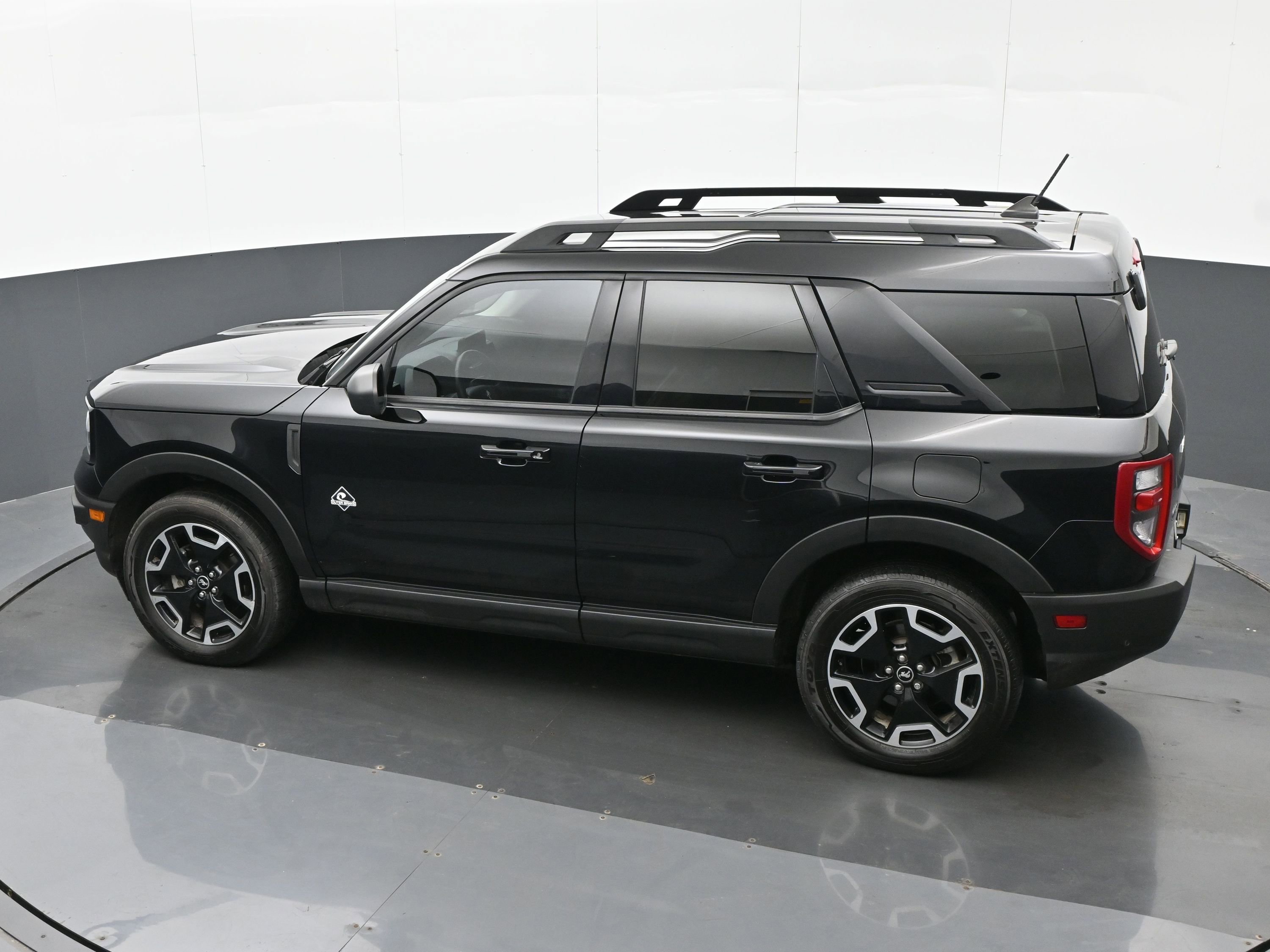 Used 2023 Ford Bronco Sport Outer Banks AWD/4WD image 32
