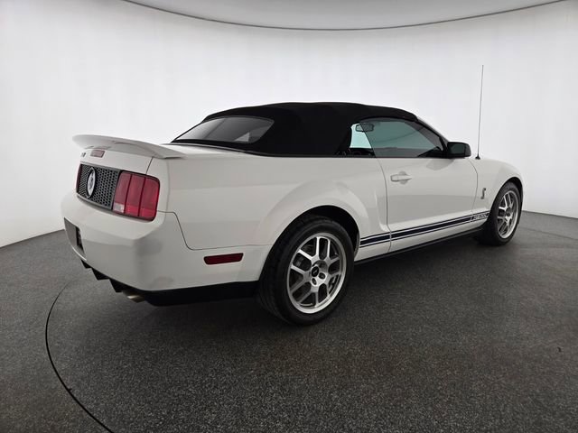 Used 2007 Ford Mustang Shelby GT500 image 2