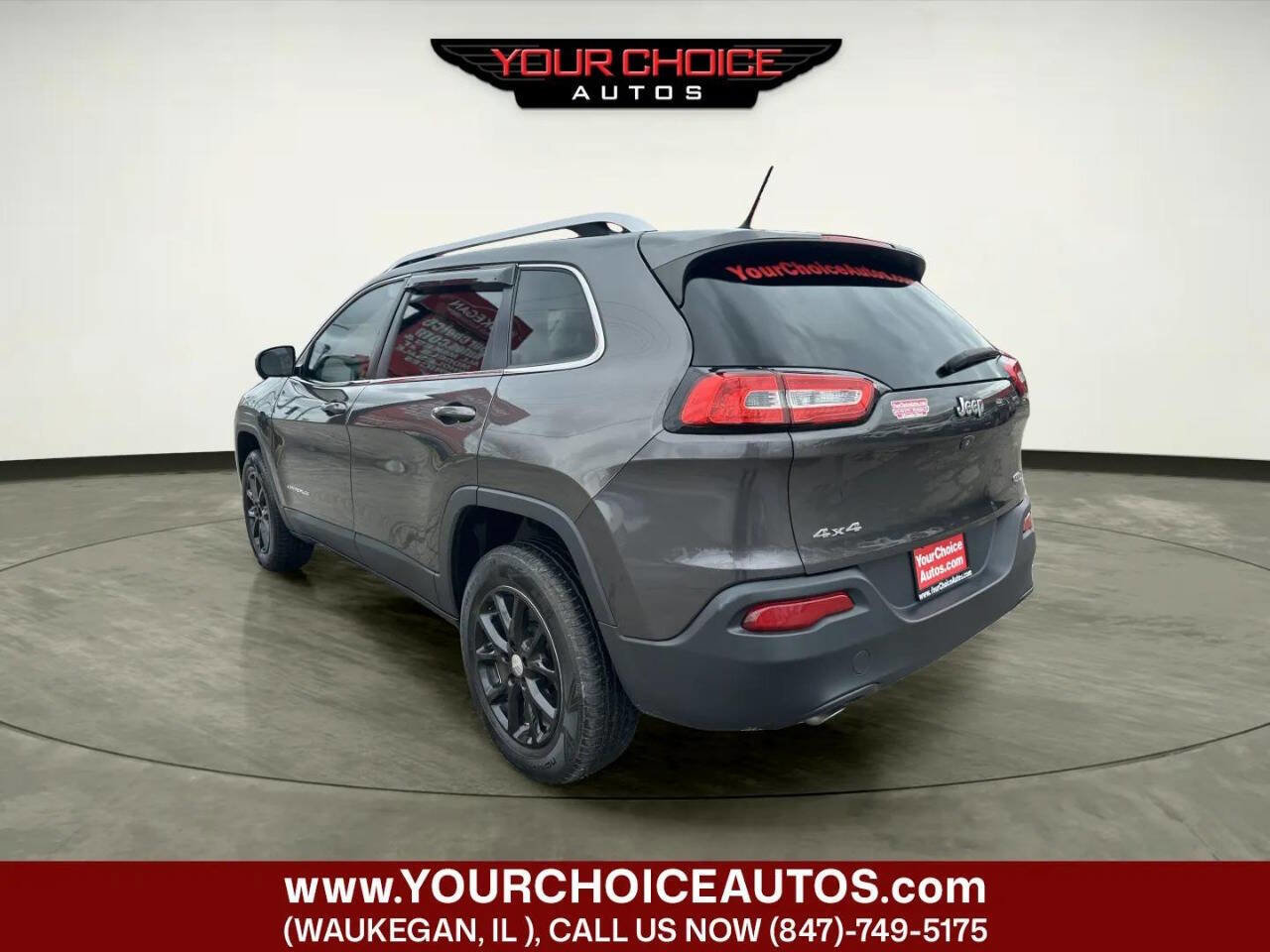 Used 2014 Jeep Cherokee Latitude w/ Comfort/Convenience Group AWD/4WD image 3
