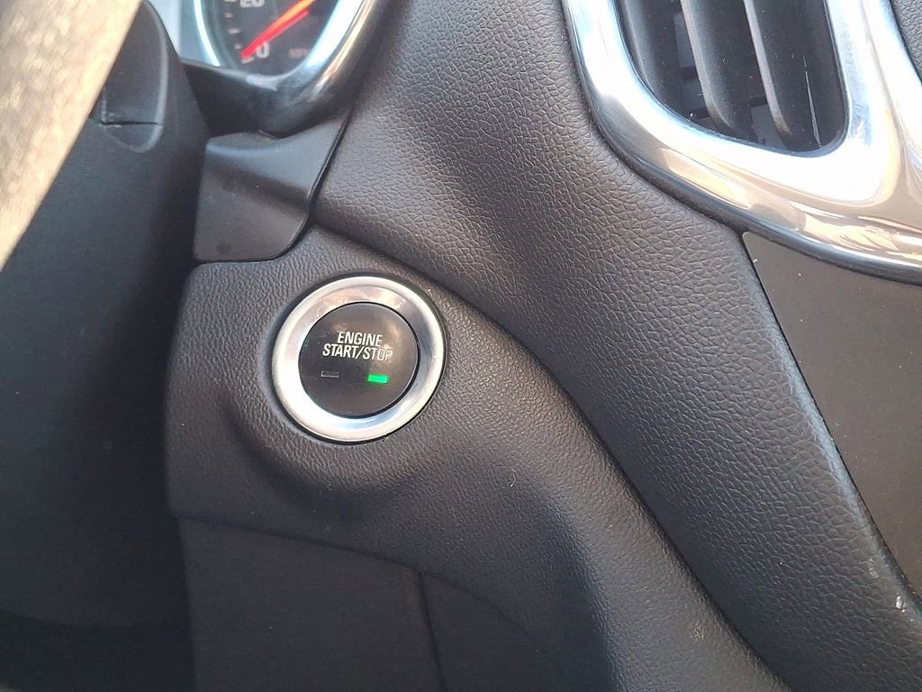 Used 2020 Chevrolet Equinox LT image 22