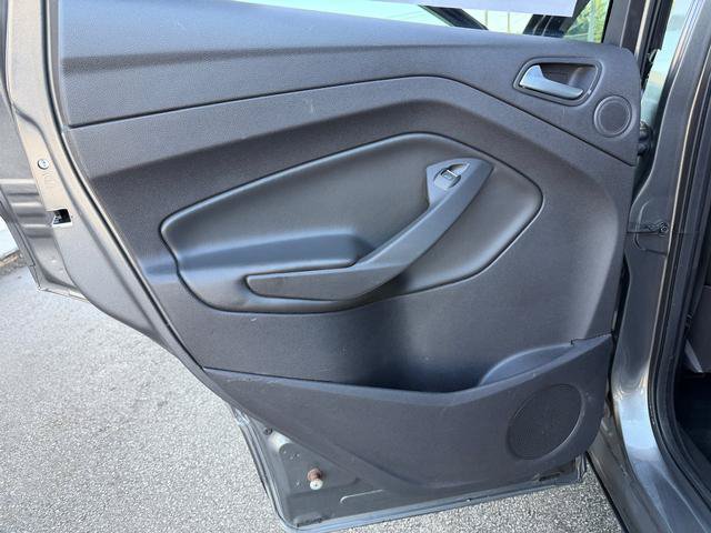 Used 2014 Ford Escape Titanium w/ Equipment Group 401A AWD/4WD image 10