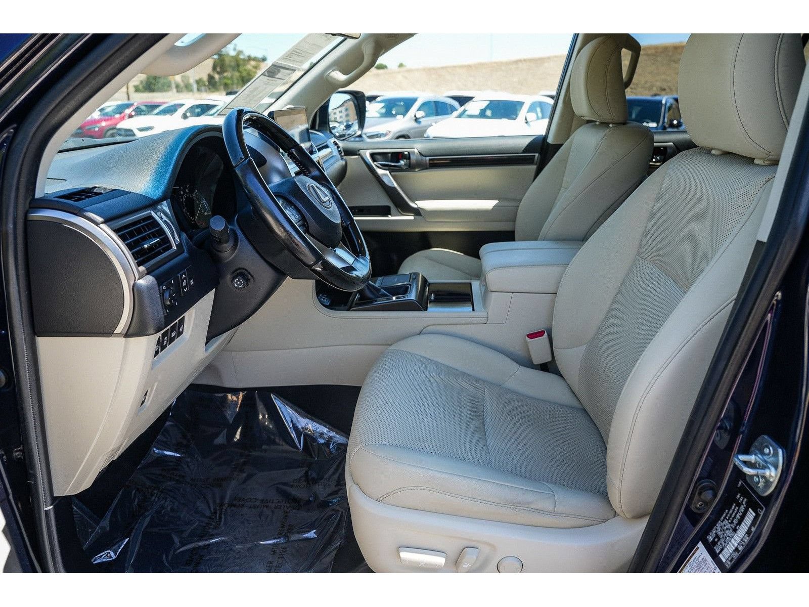 Used 2022 Lexus GX 460 Premium AWD/4WD image 18