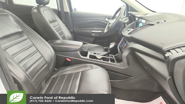 Used 2019 Ford Escape SEL FWD image 22