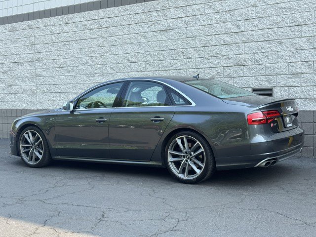 Used 2017 Audi S8 Plus AWD/4WD image 2