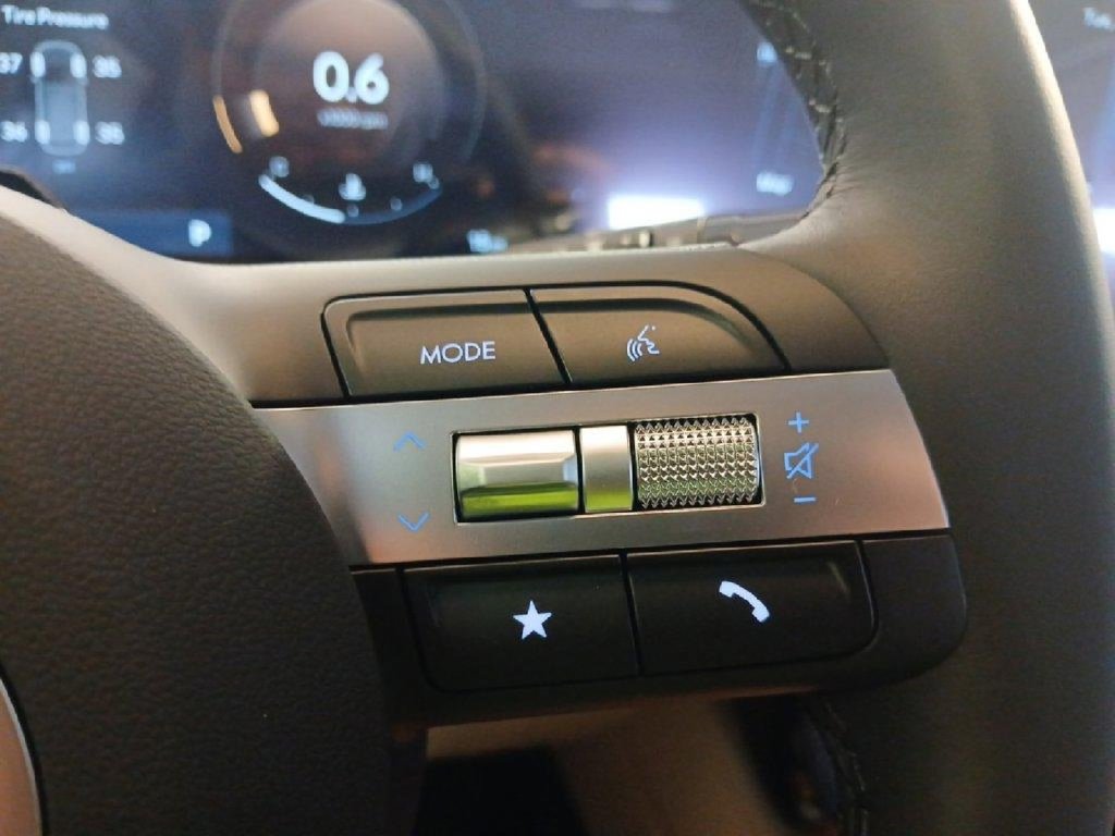 New 2026 Hyundai Tucson SEL FWD image 17