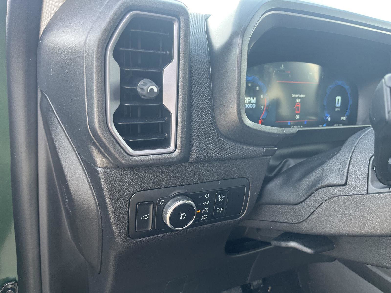 Used 2025 Ford Bronco Sport Big Bend w/ Convenience Package image 16