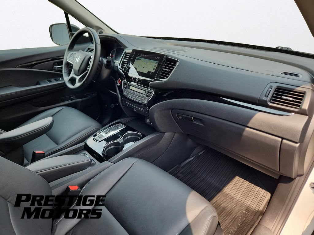 Used 2021 Honda Pilot Touring image 29