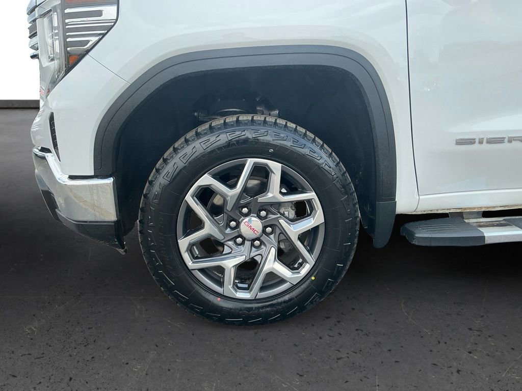 Used 2023 GMC Sierra 1500 SLT AWD/4WD image 13