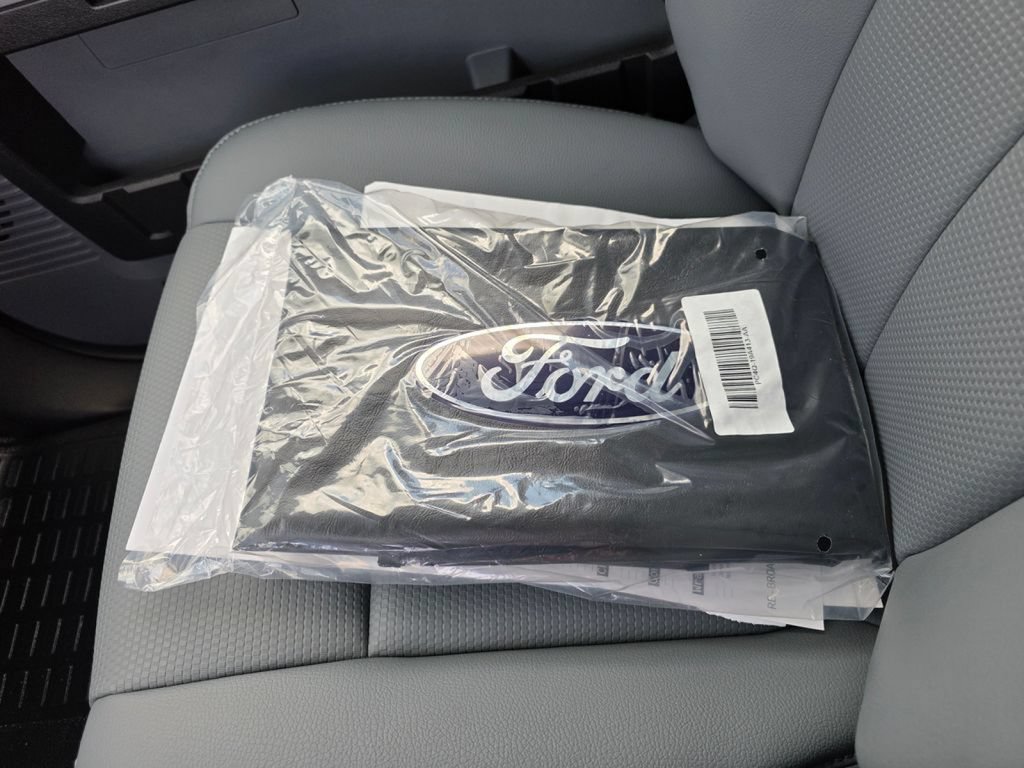 New 2027 Ford F650 2WD Regular Cab Super Duty image 24