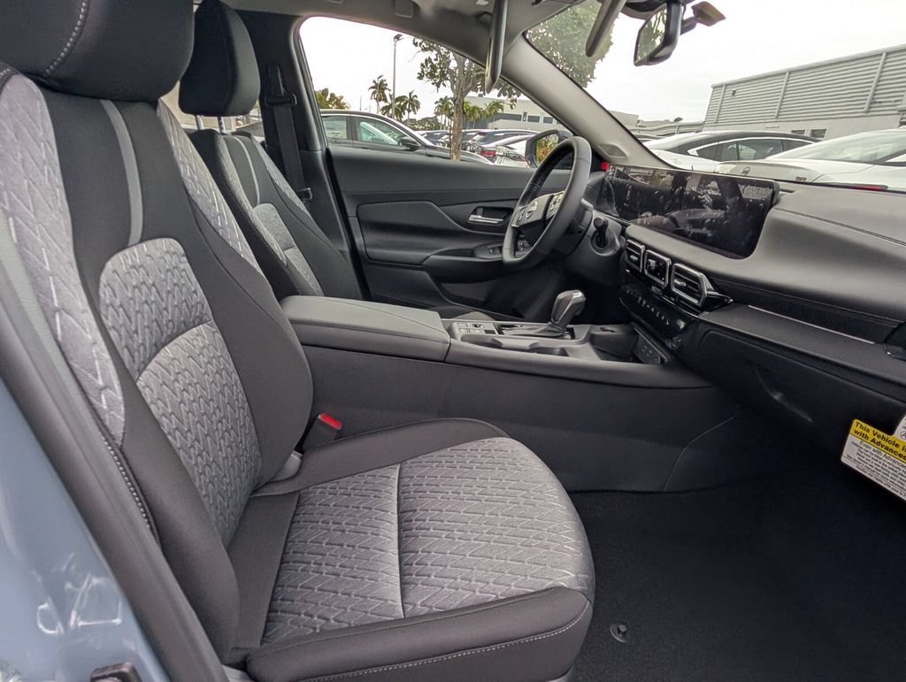 New 2026 Nissan Sentra SV w/ SV Convenience Package FWD image 10