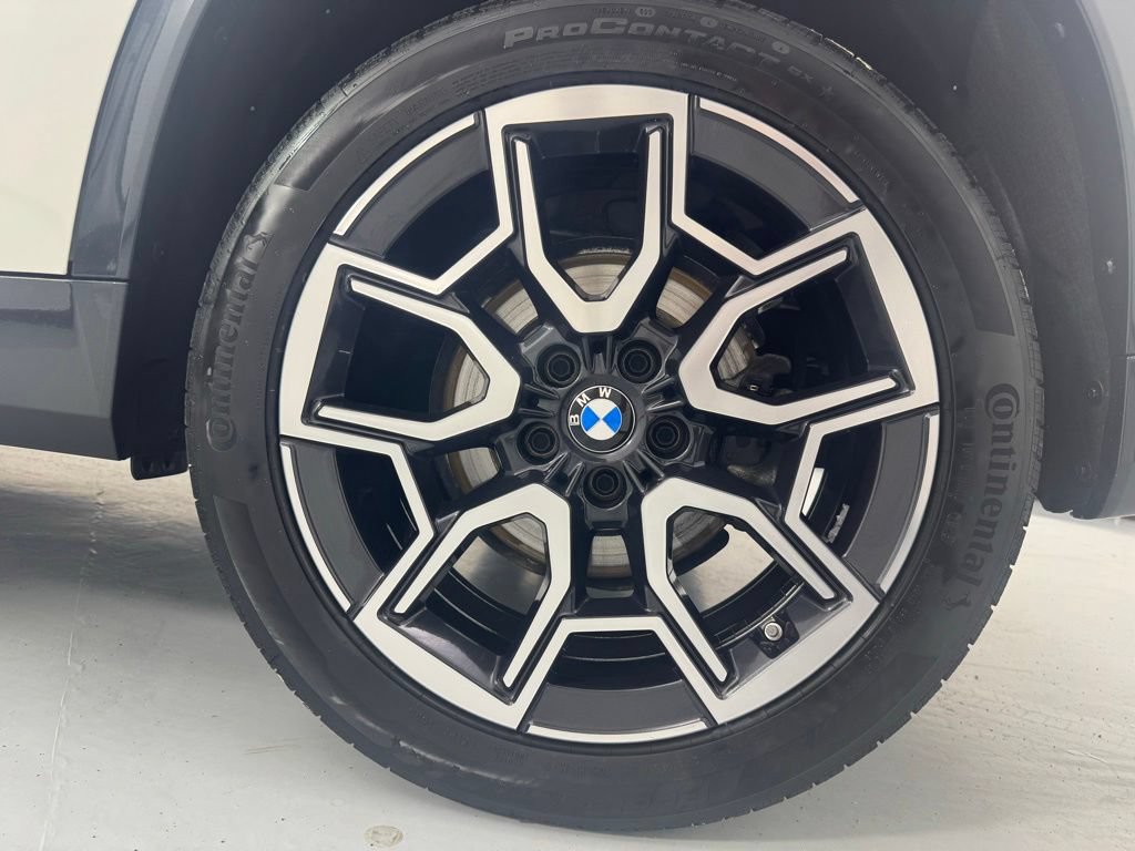 Certified 2025 BMW X1 xDrive28i w/ Convenience Package AWD/4WD image 12