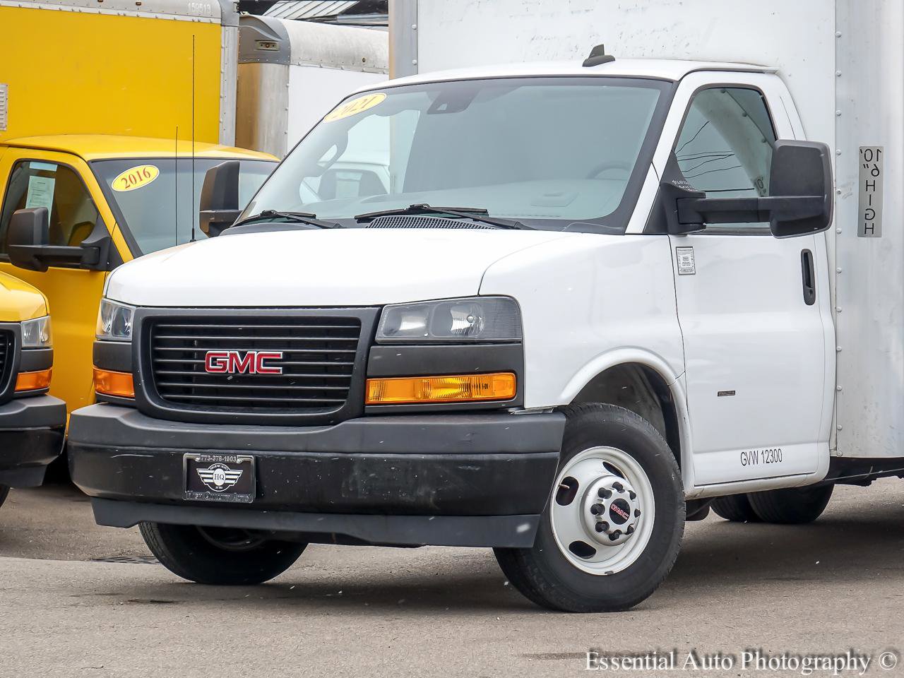 Used 2021 GMC Savana 3500 Extended w/ Power Convenience Package image 3