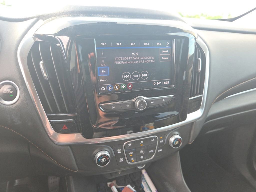 Used 2020 Chevrolet Traverse LS AWD/4WD image 14