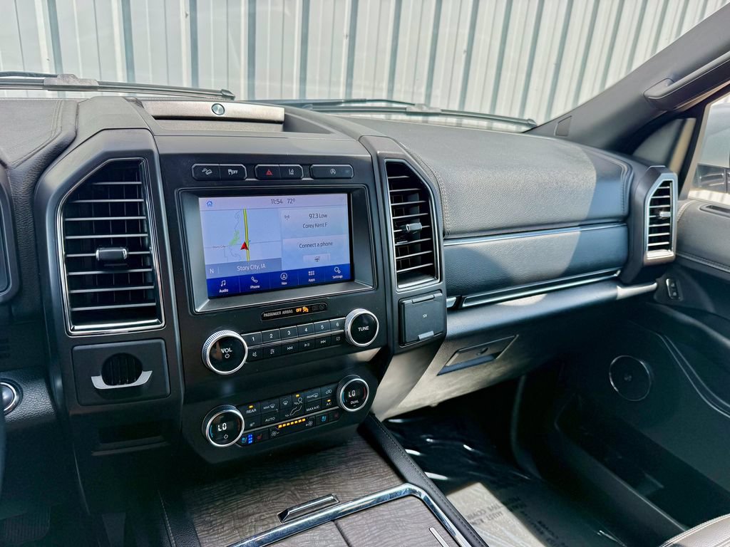 Used 2021 Ford Expedition Limited AWD/4WD image 26