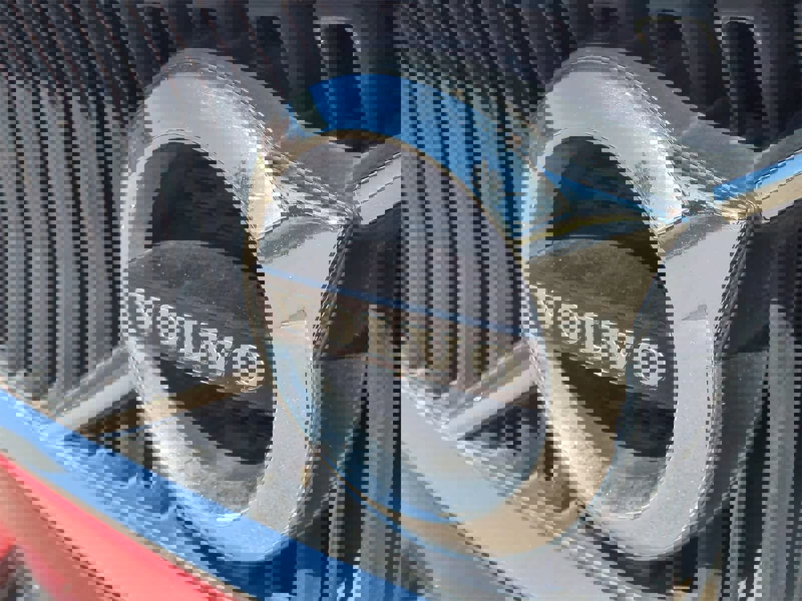 Used 2020 Volvo S60 T6 Momentum image 12