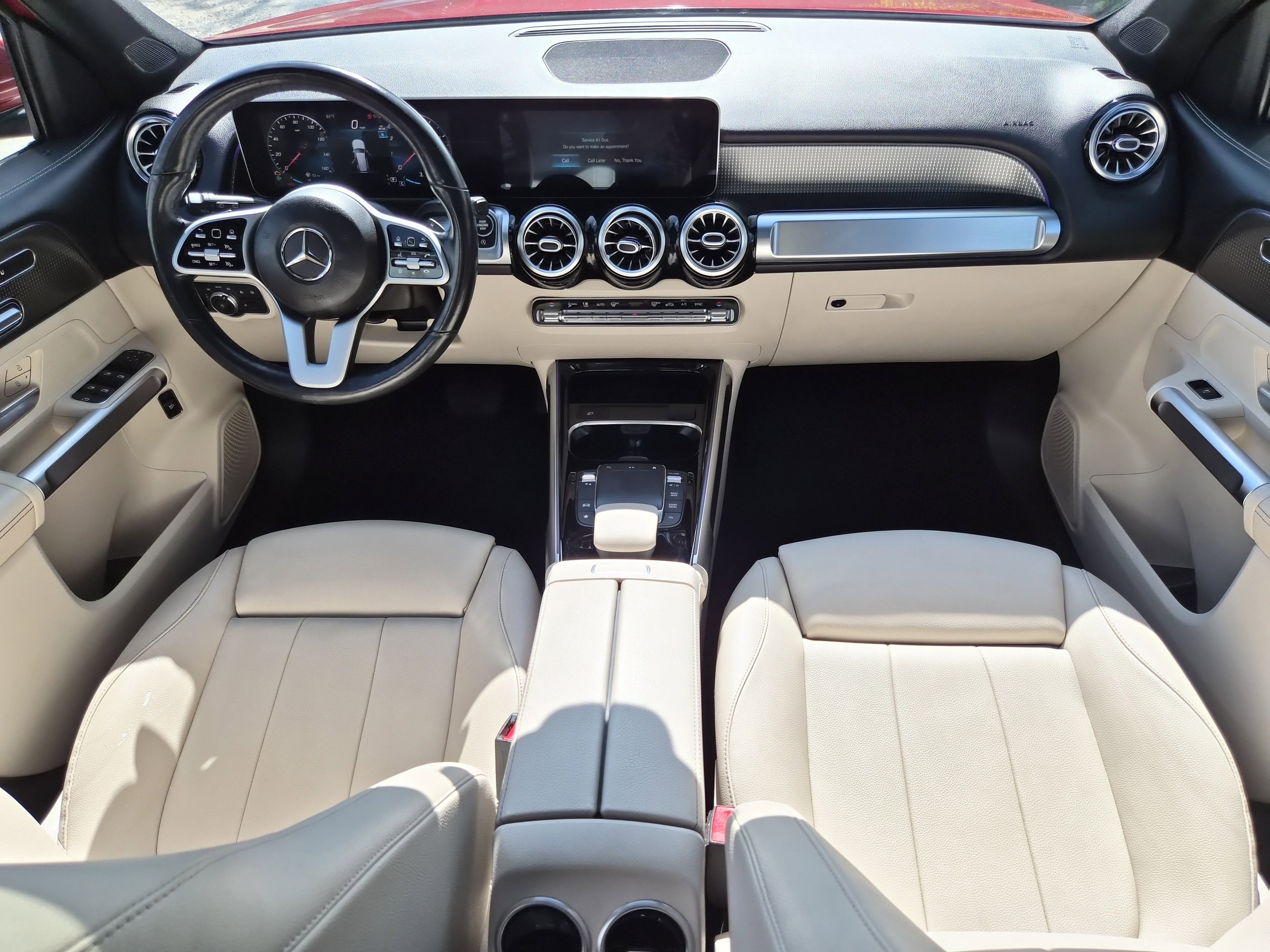 Used 2021 Mercedes-Benz GLB 250 4MATIC w/ Premium Package image 12