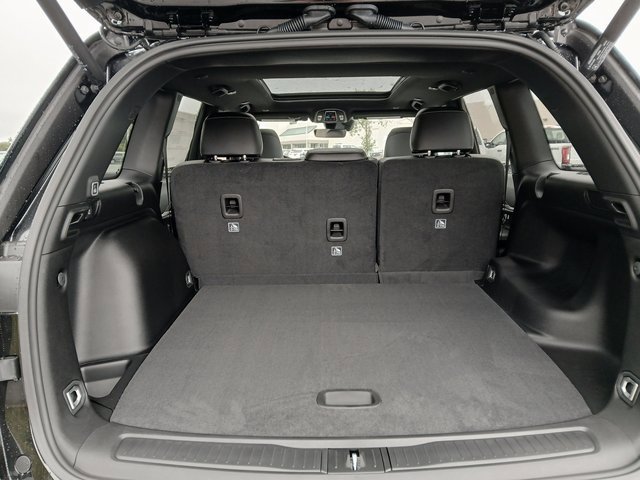 New 2025 Jeep Grand Cherokee Limited w/ Black Appearance Package image 11