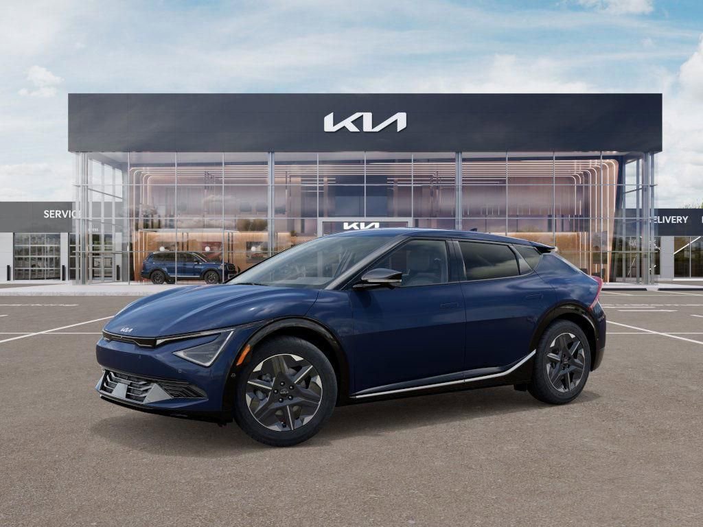 New 2025 Kia EV6 Light w/ Light LR Technology Package image 3