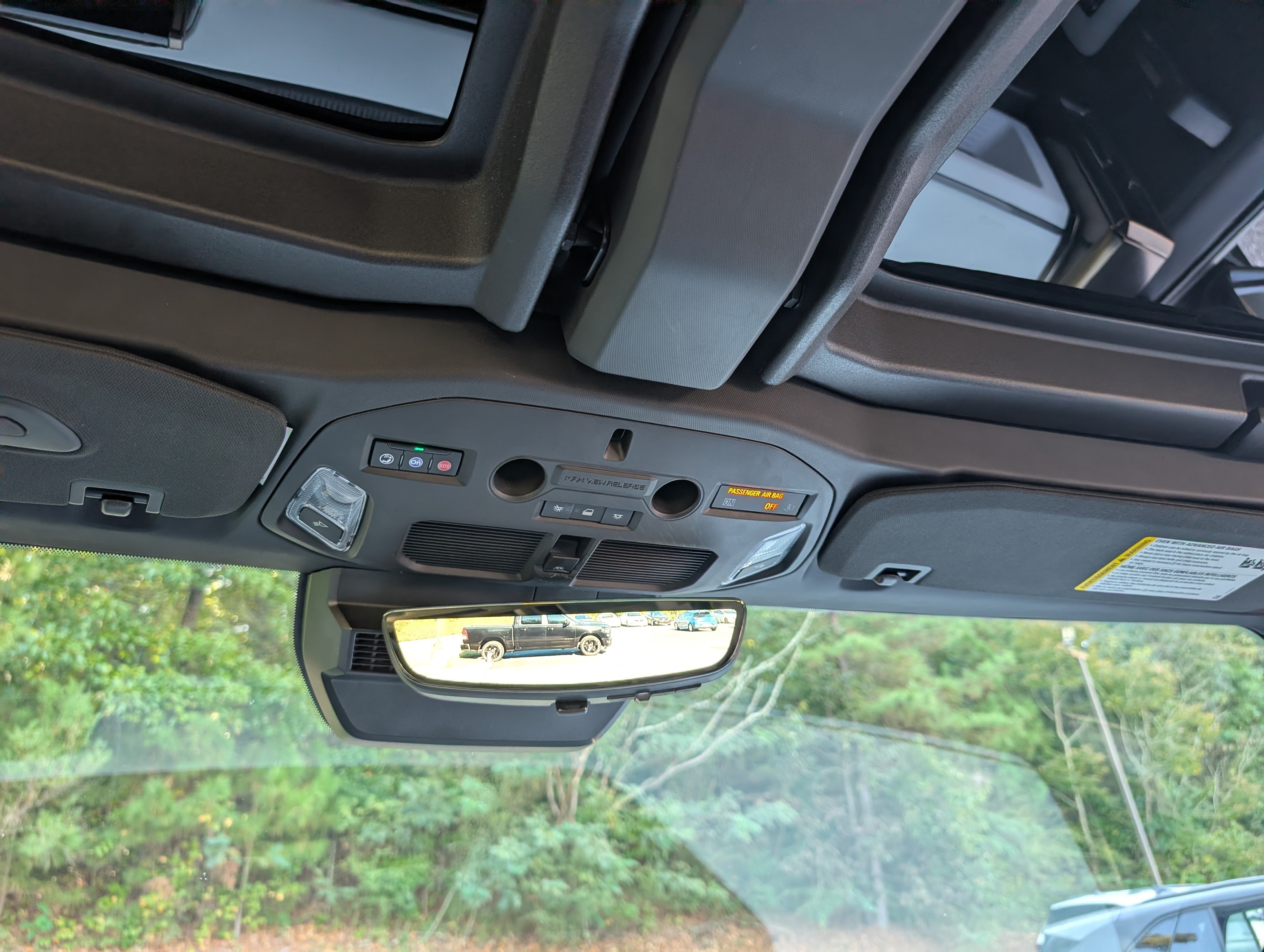 Used 2025 GMC Hummer EV 2X AWD/4WD image 30