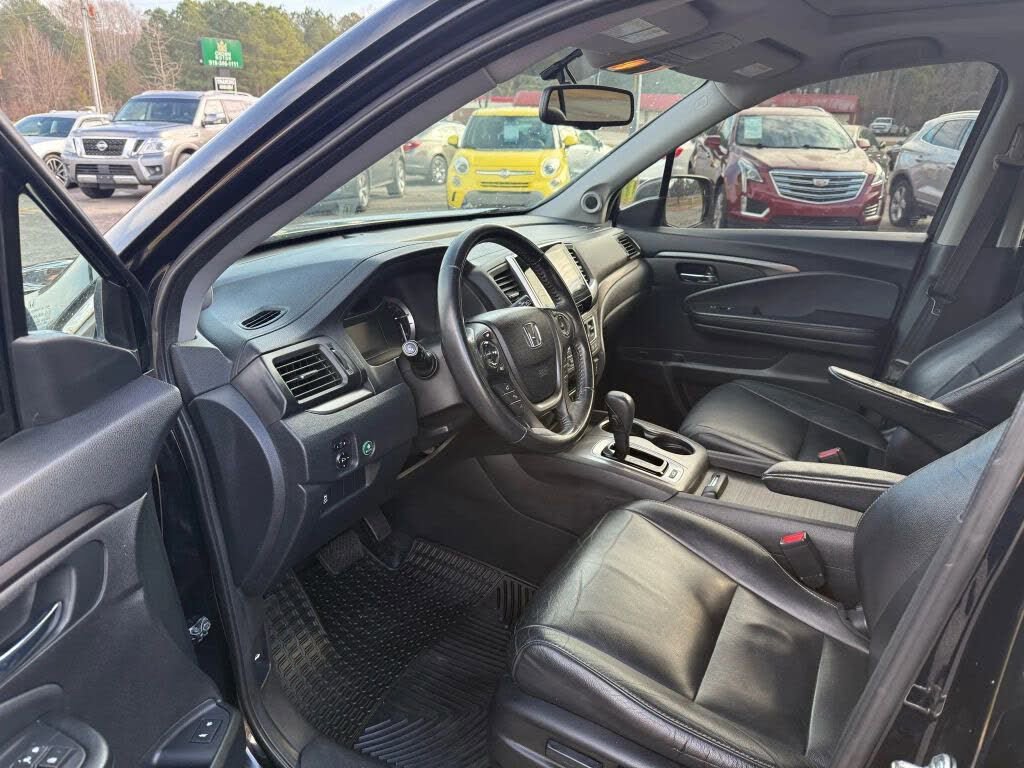 Used 2017 Honda Pilot EX-L image 10