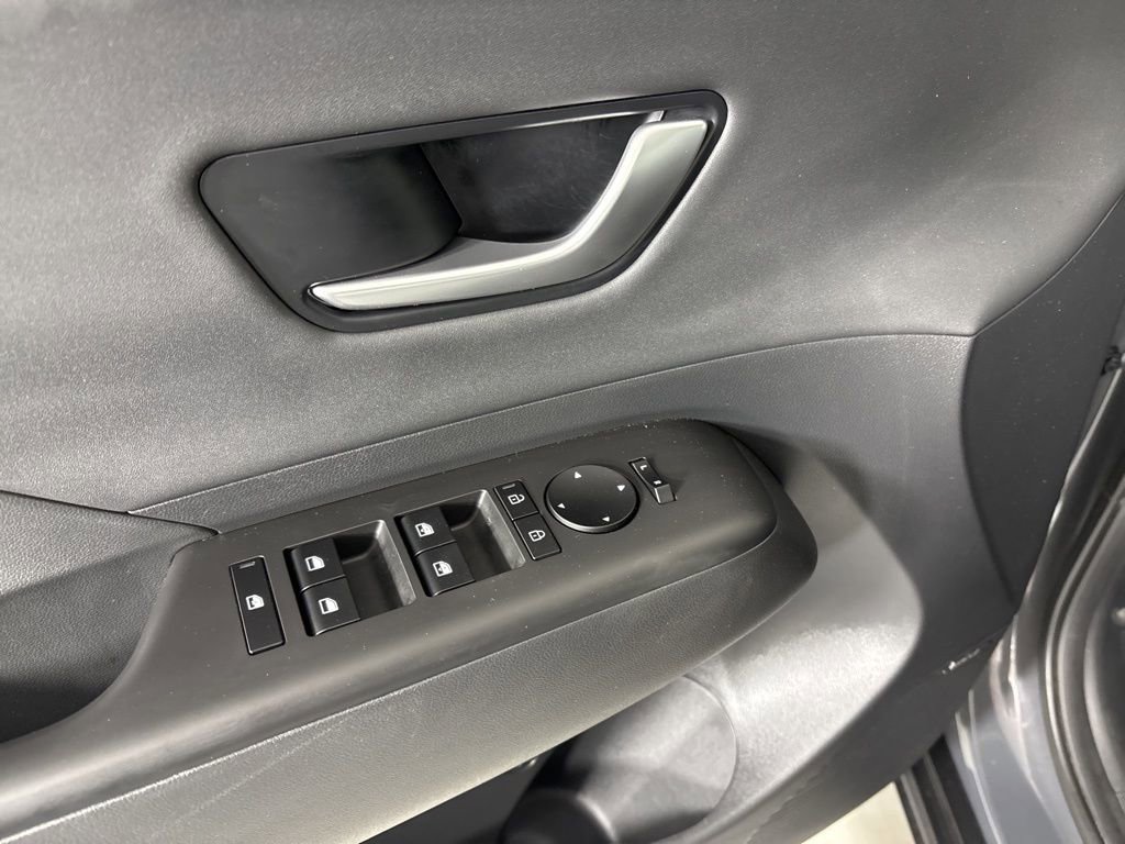 Used 2025 Hyundai Kona Limited image 19